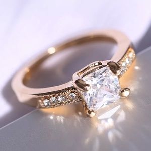 18k gold Ring For Brides Engagement Antique Ring